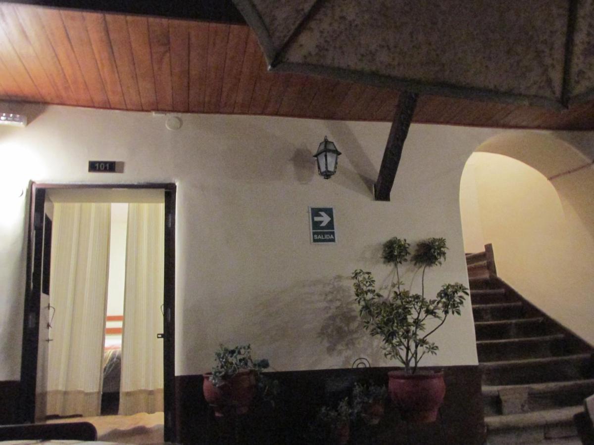 Puma Walkers Bed and Breakfast Cuzco Buitenkant foto